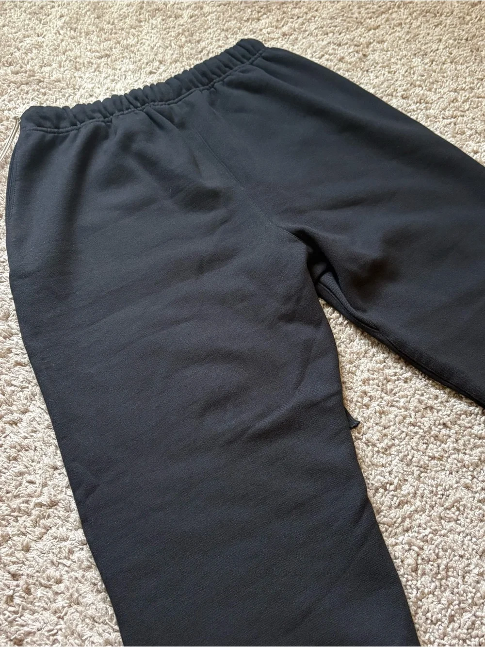 NWT Fear of God Essentials Heavy Fleece Sweatpant Black Small Oversized FW24 - Picture 6 of 11